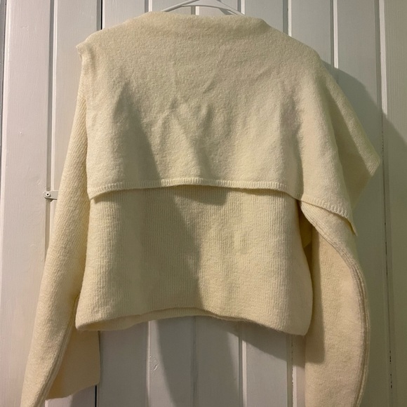 Zara bell sleeve draped sweater-small NWT - Picture 2 of 6